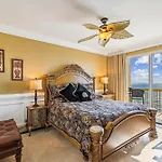 Calypso 1205 - Amazing Condo! Free Fun! Sleeps 4, Free Beach Chairs Condo