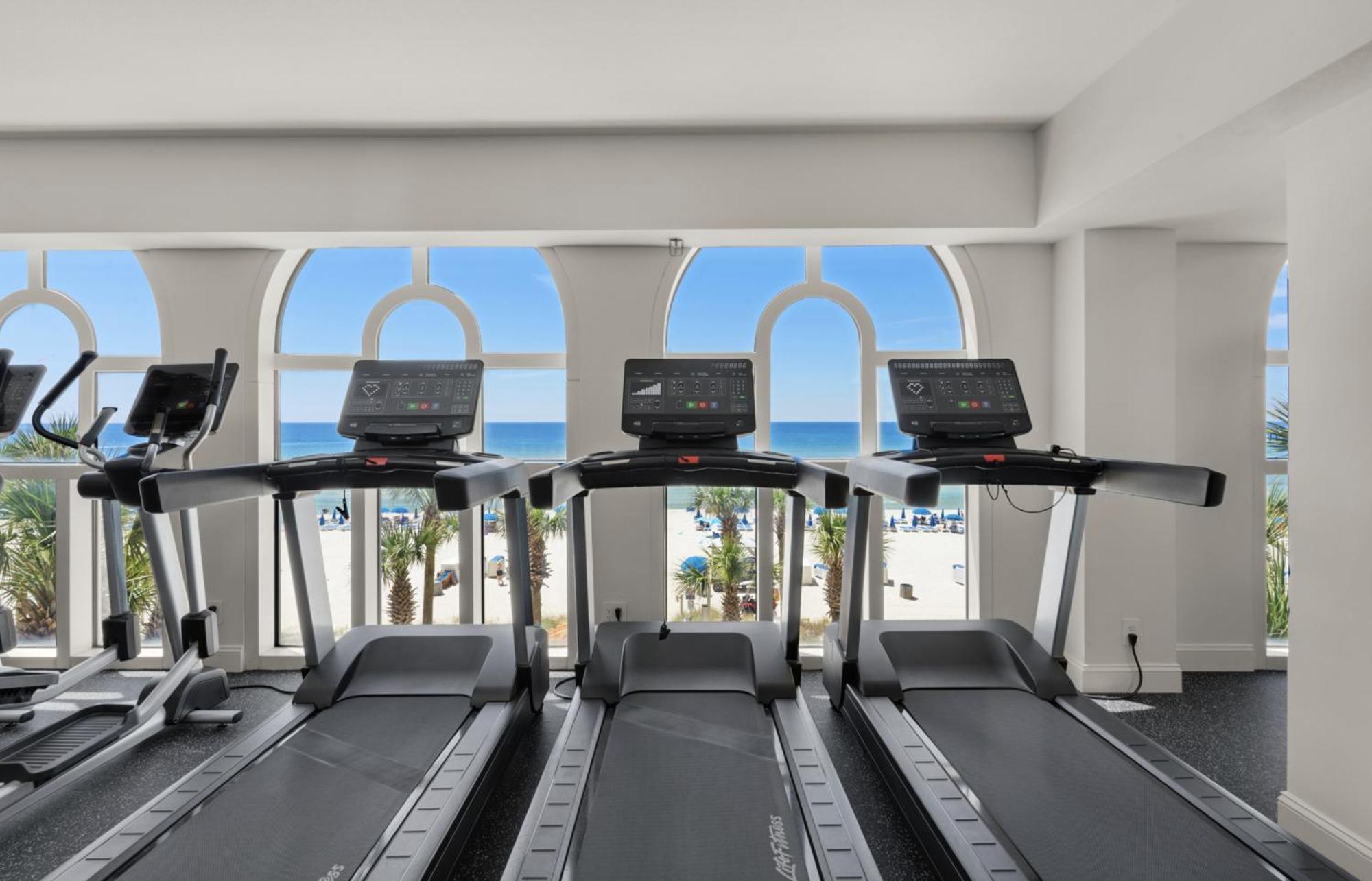 Calypso 1205 - Amazing Condo! Free Fun! Sleeps 4, Free Chairs