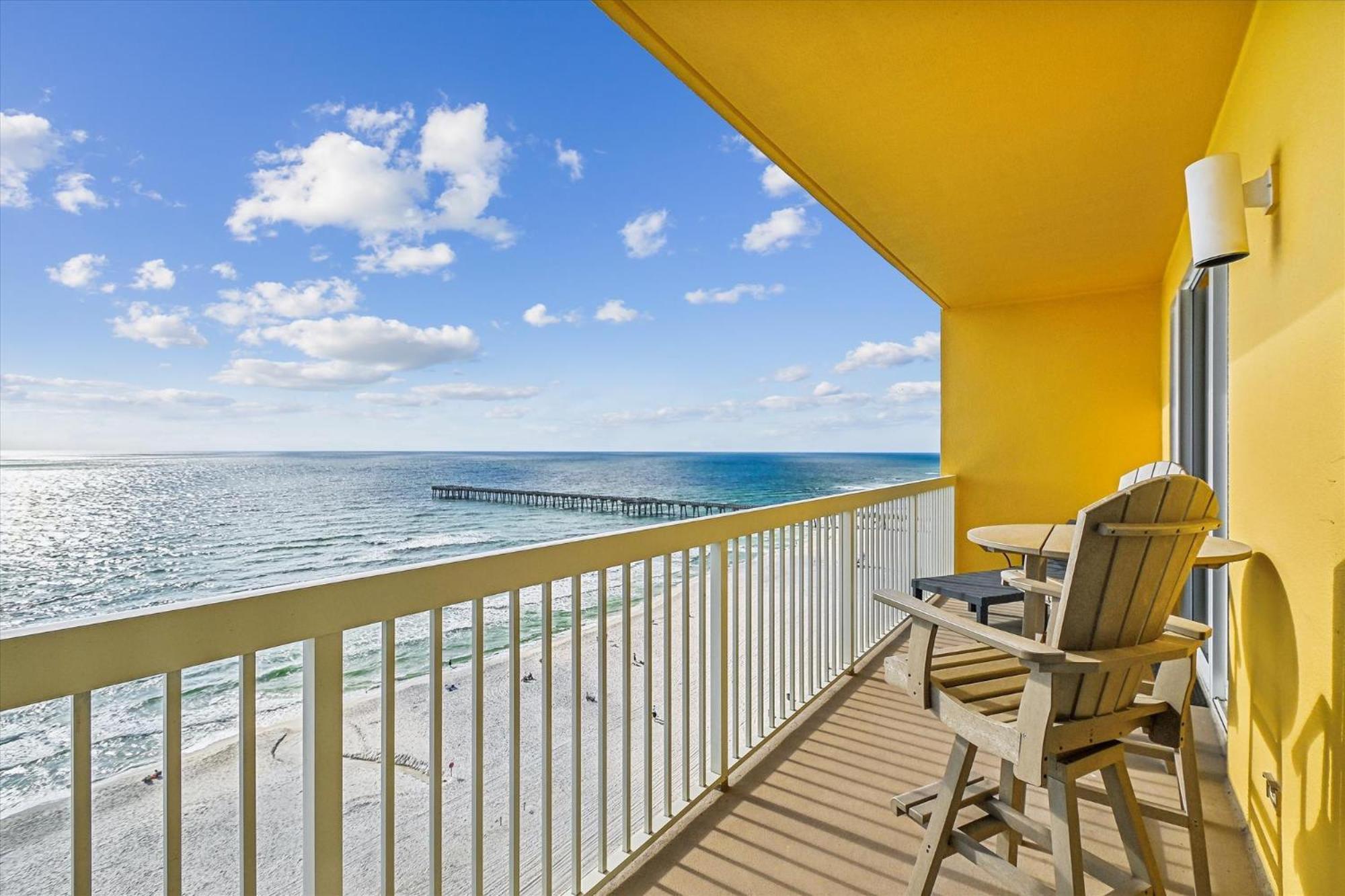 Calypso 1205 - Amazing Condo! Free Fun! Sleeps 4, Free Chairs Apartment Panama City Beach